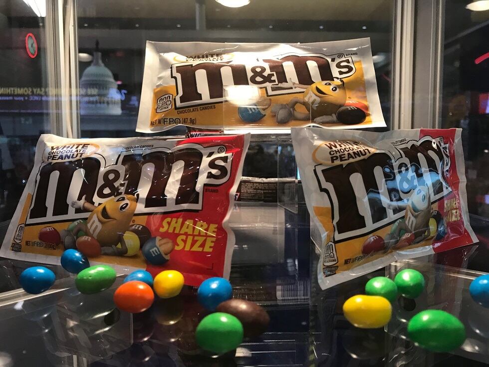 Mars' M&M's White Chocolate Peanut
