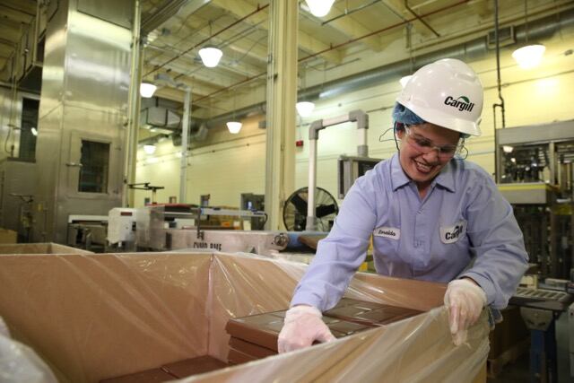 Union protest after shock Cargill layoffs at cocoa facility in Milwaukee