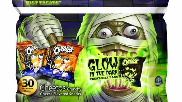 Trick-or-treat-Frito-Lay-on-point-with-Halloween-Cheetos_strict_xxl-1.jpg