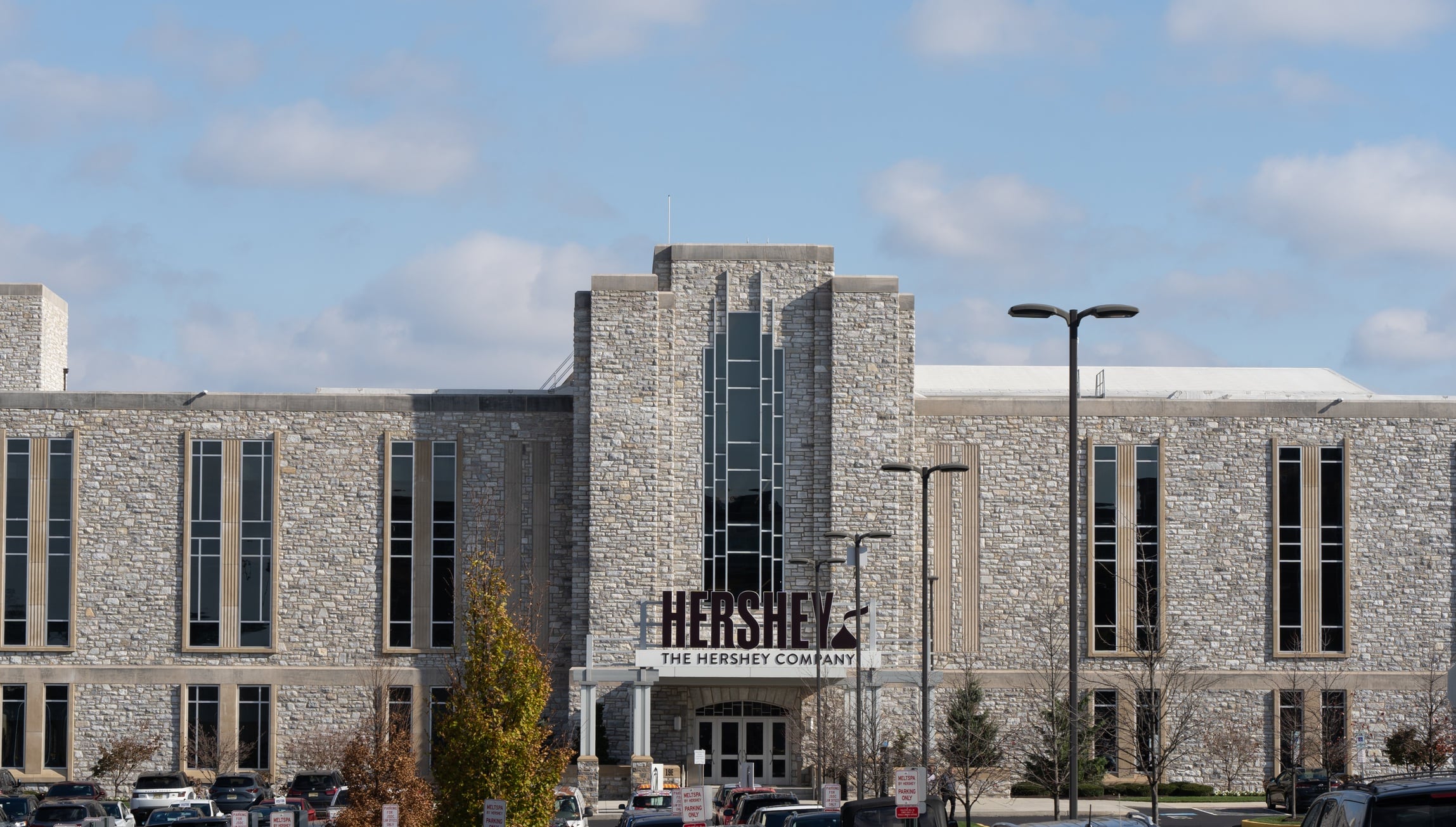 Hershey Trust sells shares as profit plunges 60 percent