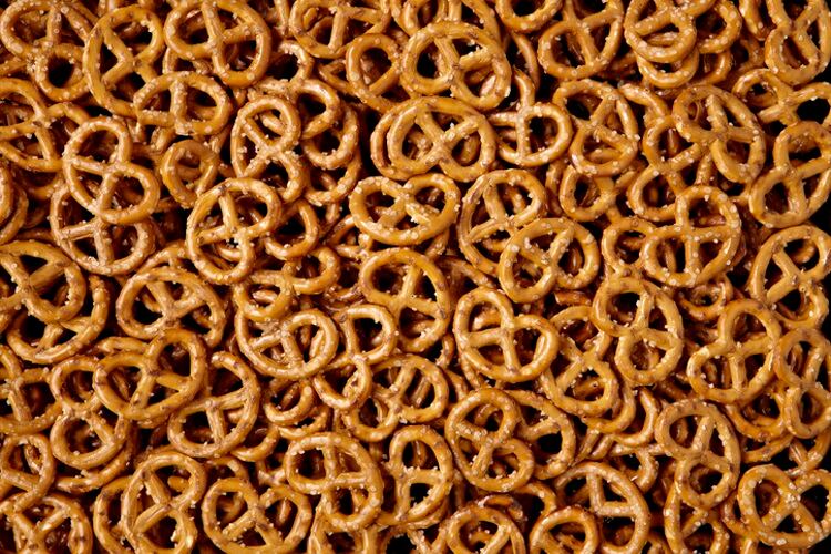 Hershey knots up two pretzel majors in $1.2bn deal