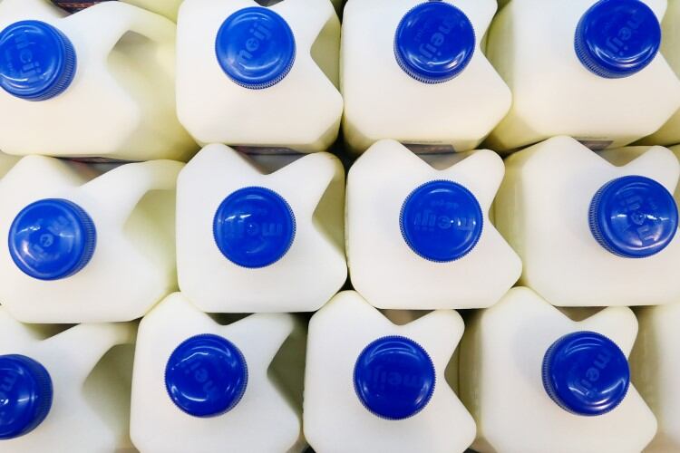 UK: Arla, Müller, Wyke and more increase farmgate milk prices