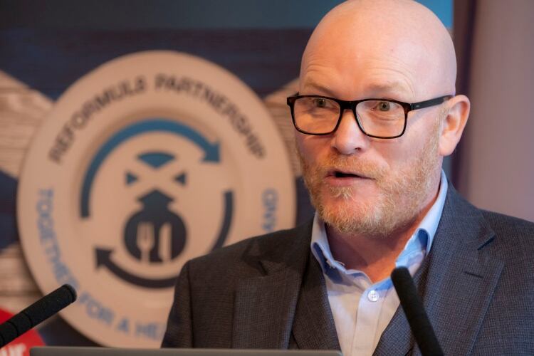 Gary-Maclean.jpg