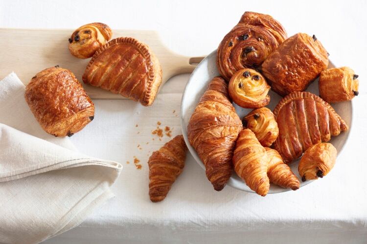 27234_27440_27235_27439_27863_27864_27865_27945_27236_A_VIENNOISERIE_FAMILY-1.jpg
