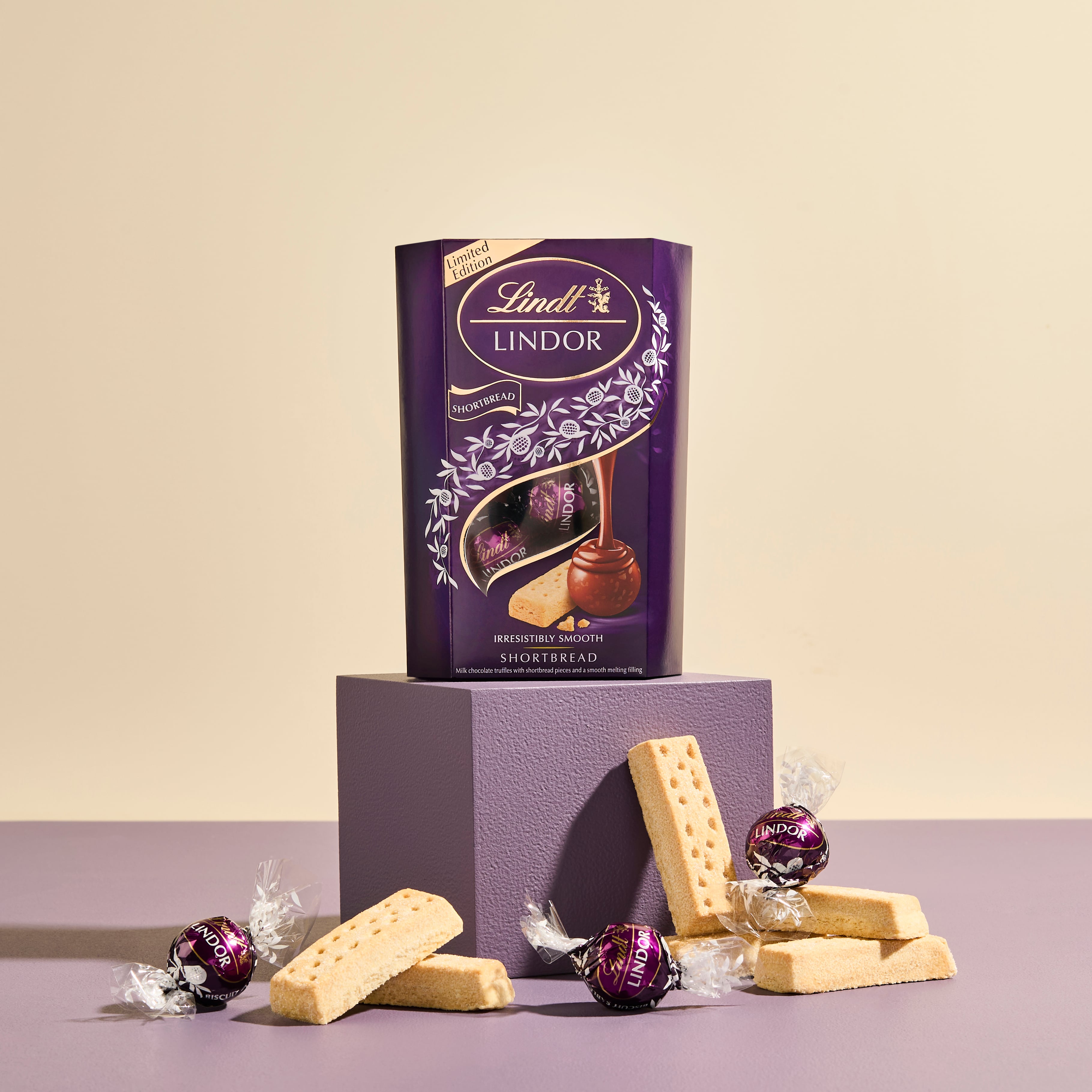 Lindt LINDOR Shortbread Truffles – seasonal milk chocolate truffles with shortbread pieces.