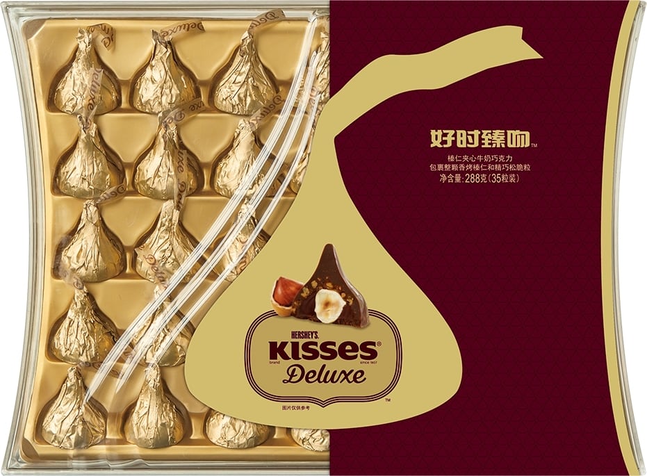 kisses-deluxe.jpg