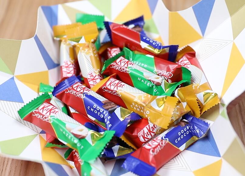 KITKAT-Senses-box-open.png