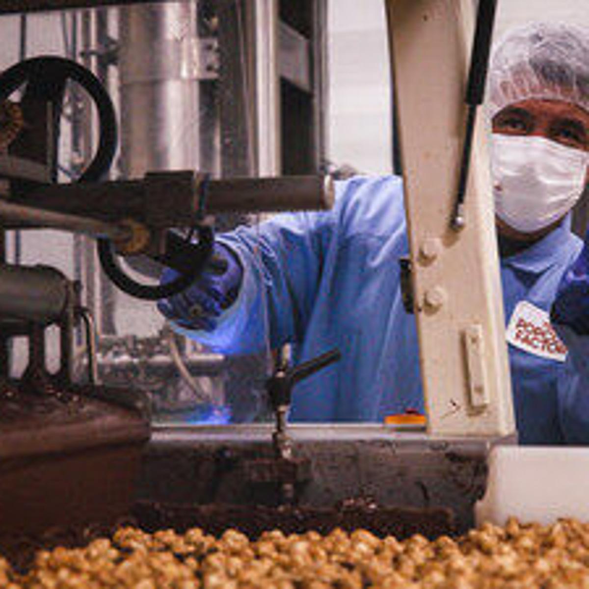 1-800-FLOWERS.COM set to quadruple its workforce for holiday season