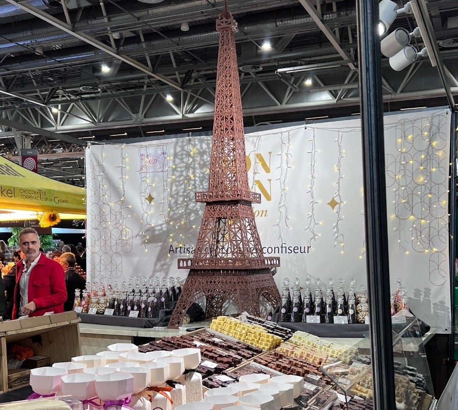 Māori chocolate carves out its own niche at the Paris Salon du Chocolat – WATCH!