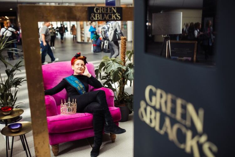 Hey-human-GreenBlacks_750.jpg