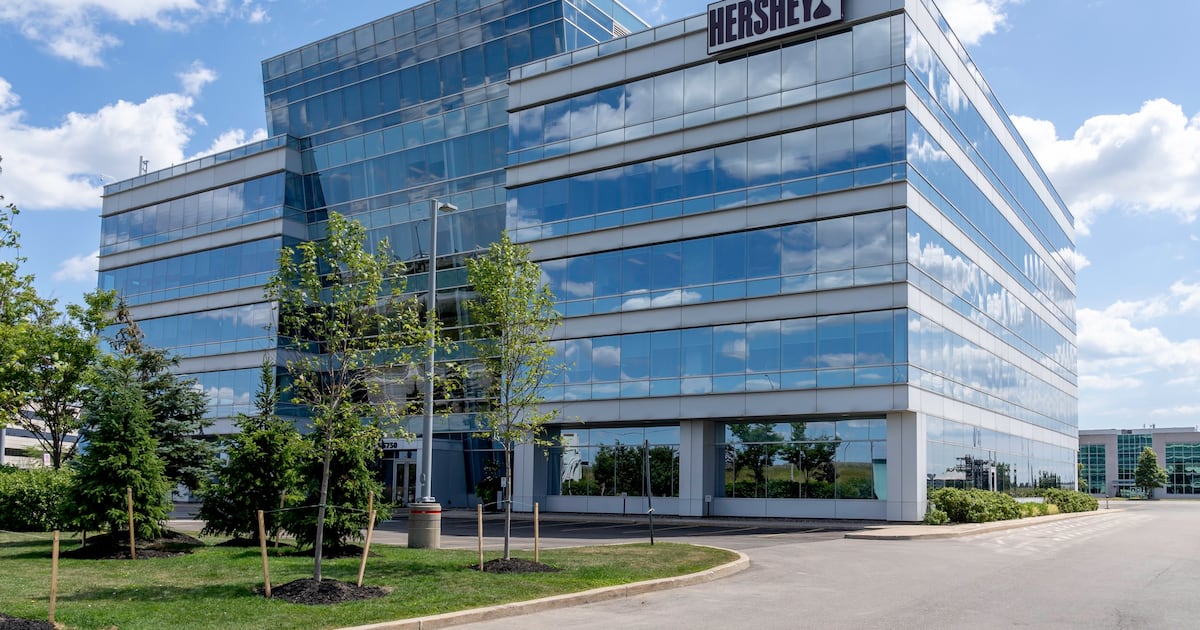 Hershey loses its U.S. boss as the candy drama deepens