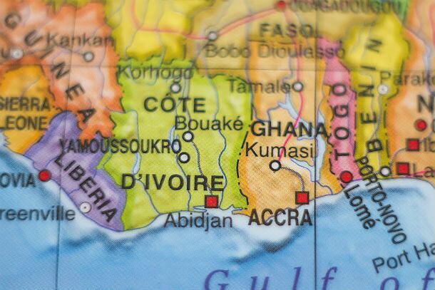 Ghana and Côte d'Ivoire halt sales of cocoa beans, both demand new minimum price for farmers