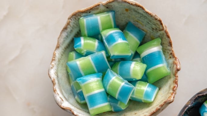 Natural blues: Using spirulina concentrates to achieve vibrant confectionery colors