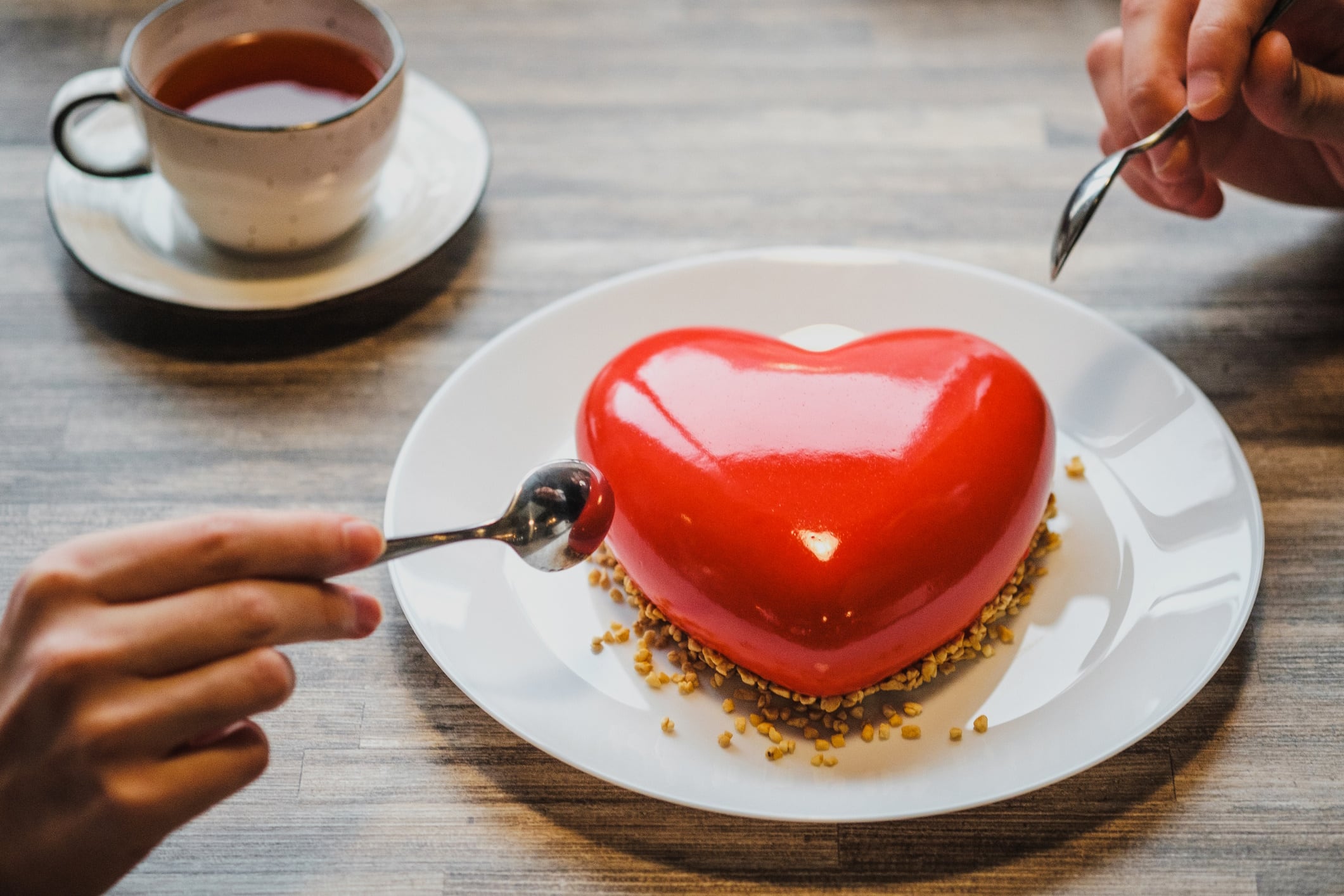 Red heart cake