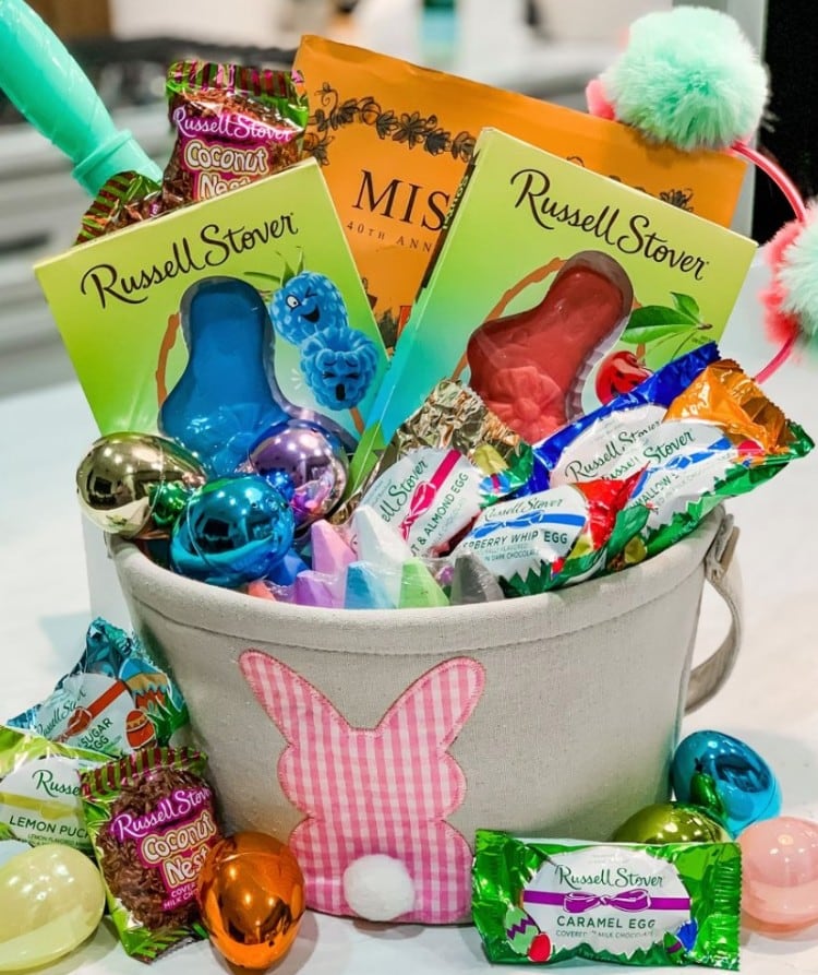 Russell-Stover-brings-Easter-joy-with-virtual-hugs-and-Bunny-Hunt.jpg