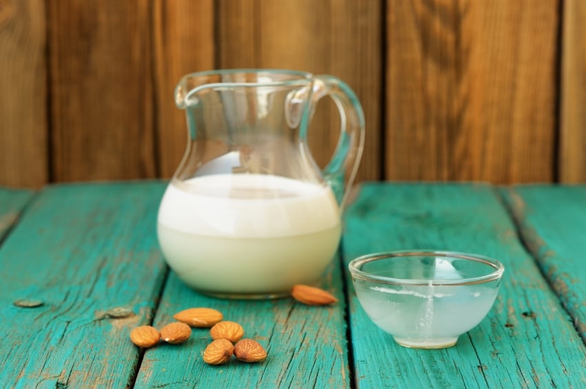almond-milk.jpg