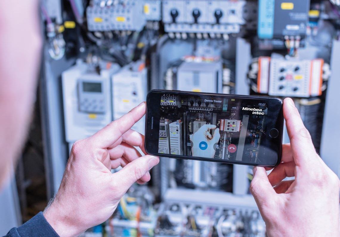 Minebea Intec AR miRemote to meet Industry 4.0 demands