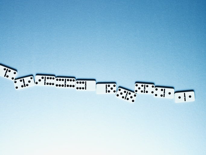 dominoes-GettyImages-Martin-Barraud.jpg