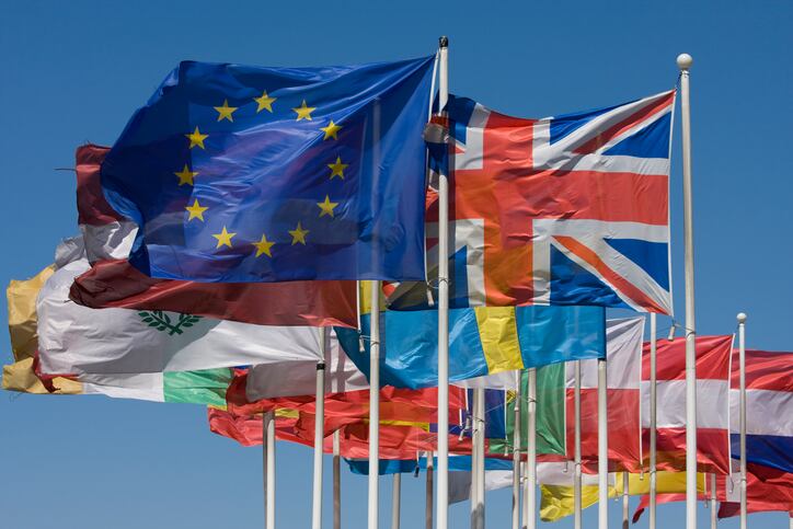 EU-Europe-flags-national-Droits-d-auteur-Sage78.jpg