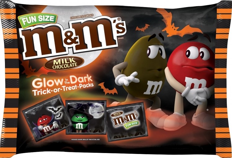 M&M's Fun Size Milk Chocolate & Peanut Chocolate Candies Glow in the Dark Packs SRP: $5.49