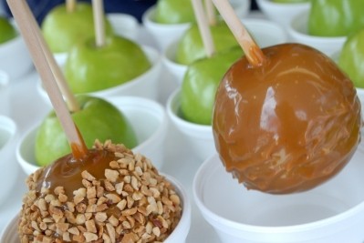 Caramel-coated apples were a previously unreported vehicle for Listeria monocytogenes