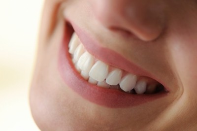 Kraft tooth-whitening gum