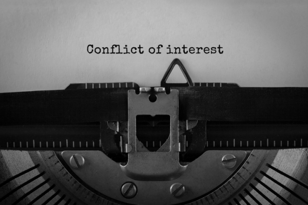 conflict of interest, bias, lobbying, mistrust, Michail_Petrov-96