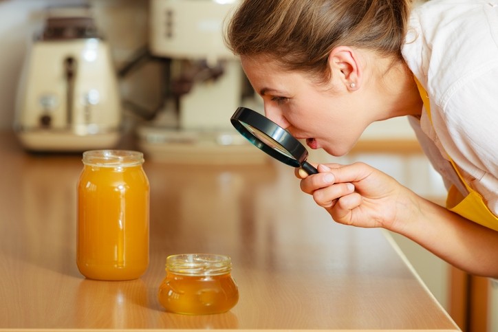 pyrrolizidine alkaloids in honey were only known to a few respondents. Picture: ©iStock/Anetlanda 