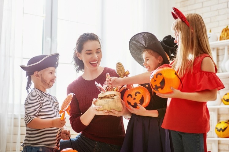 The NCA encourages parents to take advantage of Halloween as a chance to extol balance with their kids. Pic: Getty Images/Choreograph