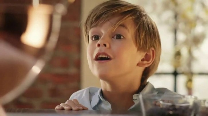 A clip from the new Lindt Easter Bunny TV ad. Pic: Lindt & Sprüngli 