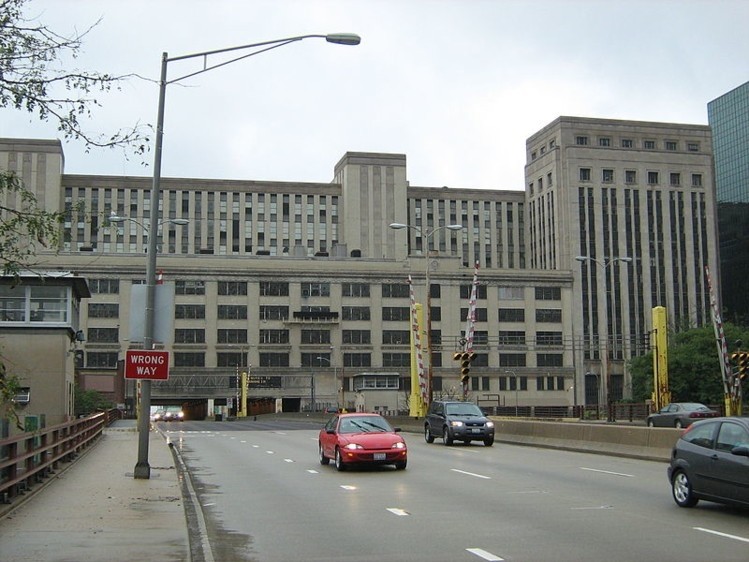 The Old Post Office building in downtown Chicago