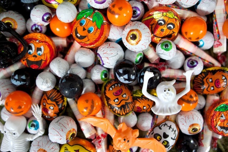 79% of Americans say they plan to fill a Halloween candy bowl this season, according to a new survey. Pic: GettyImages