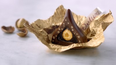Hershey Kisses Deluxe taps US premium chocolate boom