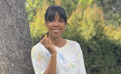 Singer Kelly Rowland is spreading the word on Black Forest gummies' ongoing campaign to restore forests across the US that have been impacted by wildfires. Pic: Ferrara