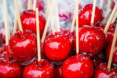 Toffee apples are a Bonfire Night classic in the UK. Pic: GettyImages